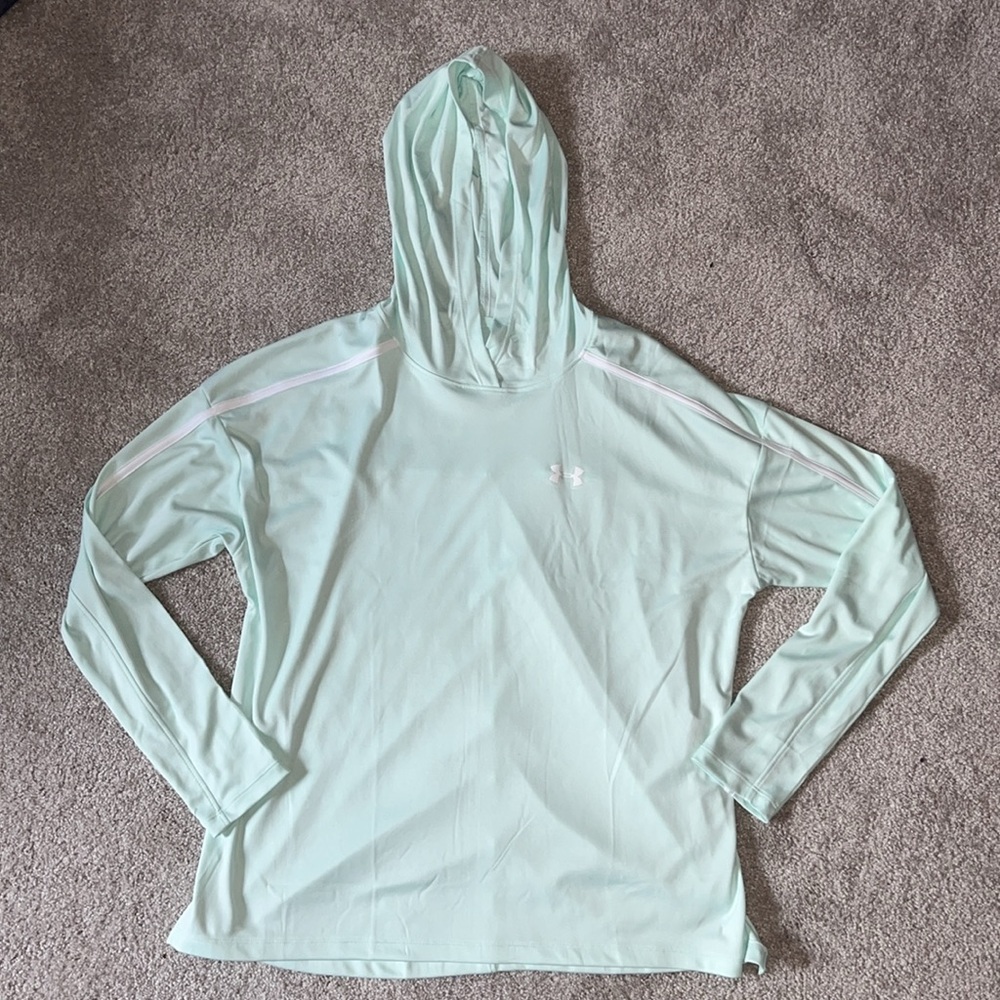 Under Armour Hooded Long-Sleeve Loose Heat Gear Top